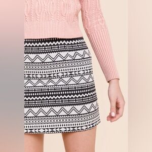 WOMENS FRANCESCA’S DE AMI AZTEC PRINT MINI SKIRT SIZE SMALL
